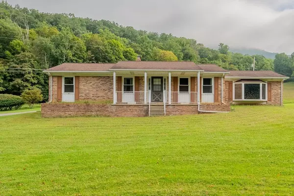 Pembroke, VA 24136,1838 Cascade DR