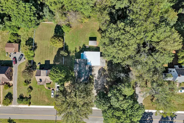 Bedford, VA 24523,946 Ashland AVE