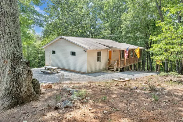 Pittsville, VA 24139,303 Teakwood DR