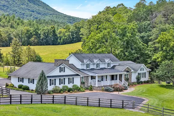 184 Abbott Valley DR,  Catawba,  VA 24070