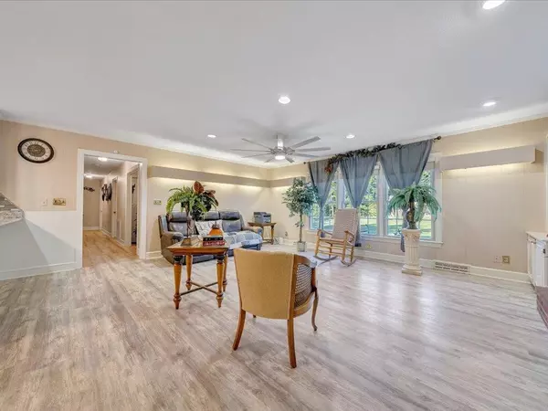 Ridgeway, VA 24148,525 Mulberry RD