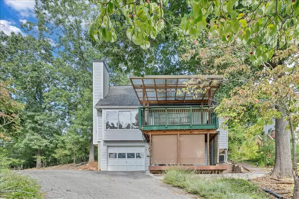 3121 Corbieshaw RD, Roanoke, VA 24015