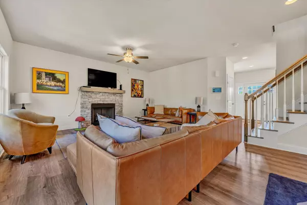 Roanoke, VA 24018,5894 Ivy Park DR