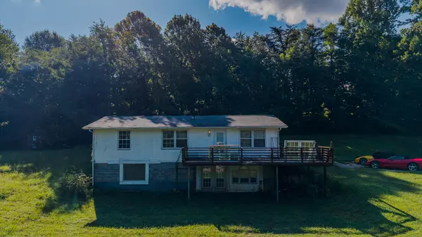 Salem, VA 24153,5506 Pleasant Run DR