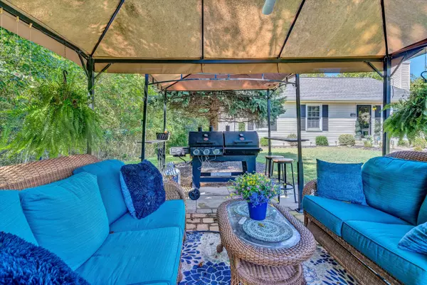 Roanoke, VA 24014,4070 Pitzer RD