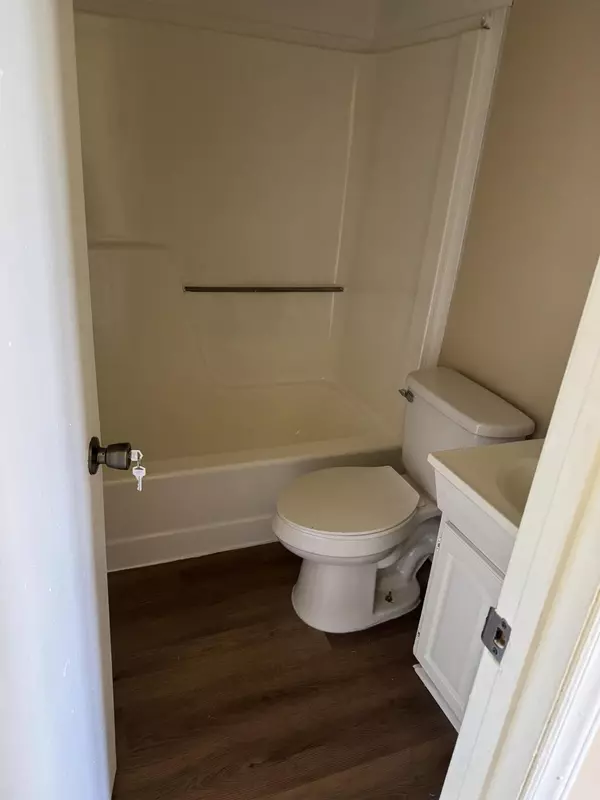 Martinsville, VA 24112,216 College ST Unit 5