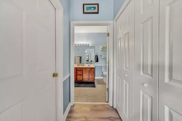 Huddleston, VA 24104,1175 Mariners WAY #54