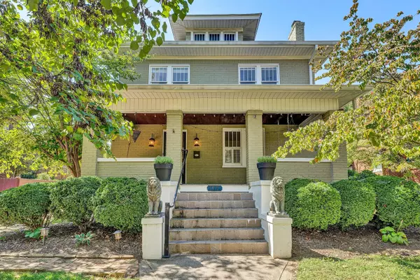 Roanoke, VA 24015,1810 Windsor AVE