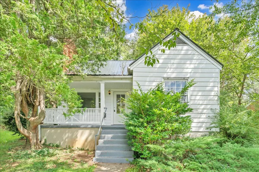 817 Hanover AVE, Roanoke, VA 24016