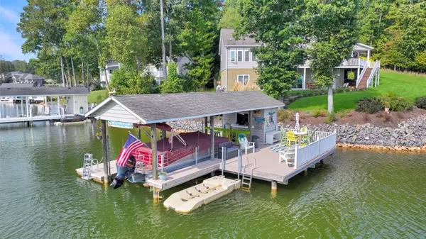 Moneta, VA 24121,544 Woodbrook RD