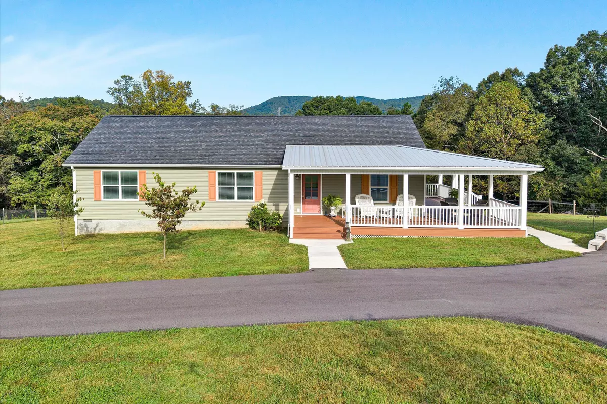 Vinton, VA 24179,5093 Jordantown RD