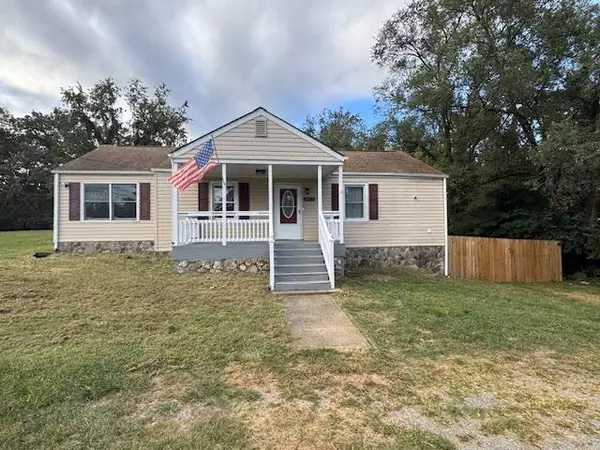 Roanoke, VA 24012,2032 Kessler RD