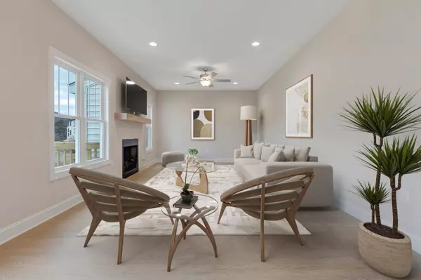 Salem, VA 24153,2808 Russlen DR