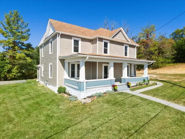 Pulaski, VA 24301,507 Henry AVE