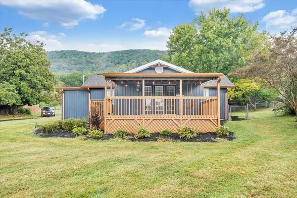 Roanoke, VA 24014,4515 Yellow Mountain RD