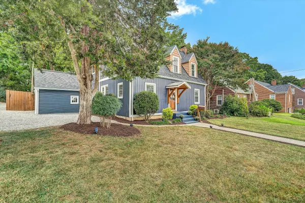 Roanoke, VA 24015,2529 Tillett RD