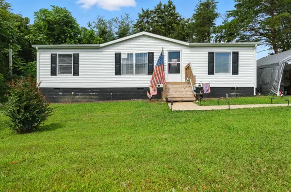 Gretna, VA 24557,221 Cedar CT