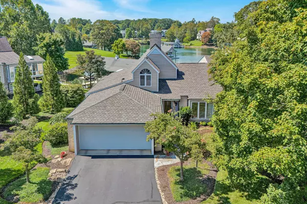 Penhook, VA 24137,253 Island Green DR