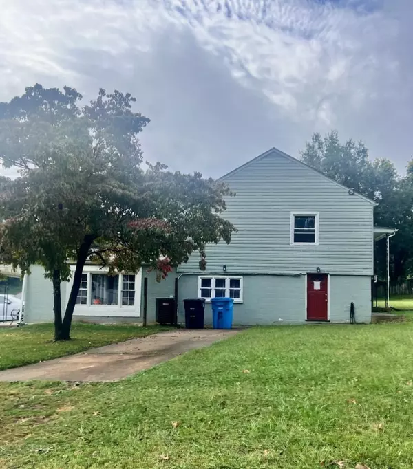 3404 Signal Hill AVE, Roanoke, VA 24017