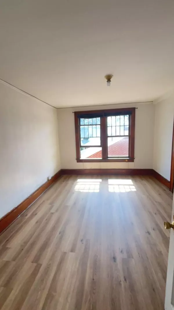 Roanoke, VA 24017,2923 Melrose AVE