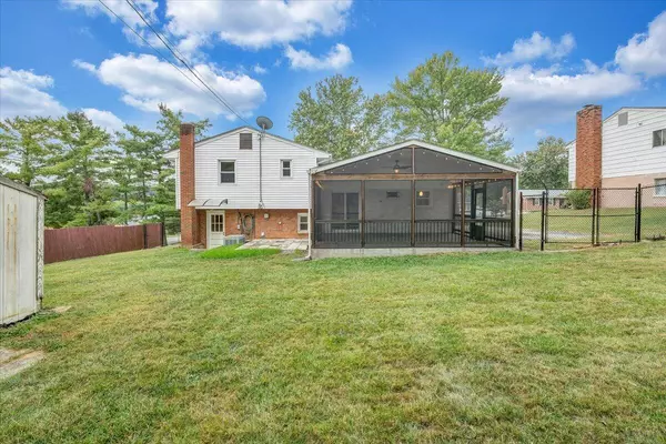 Roanoke, VA 24019,2915 Diplomat DR