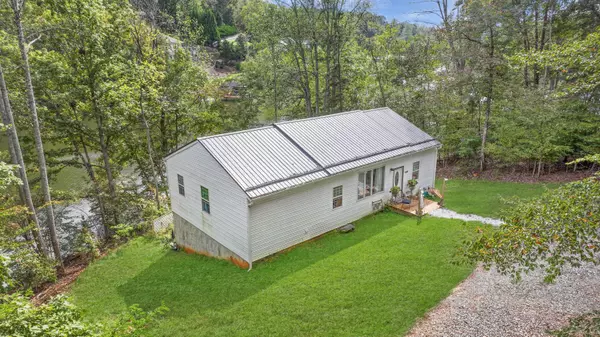 Wirtz, VA 24184,1260 Big Oak LN