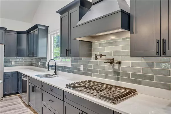 Troutville, VA 24175,194 Rainbow Forest DR