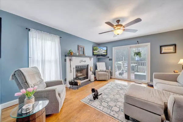 Salem, VA 24153,219 Academy ST