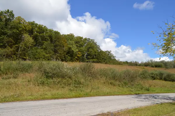 023 Johns Creek RD, New Castle, VA 24127
