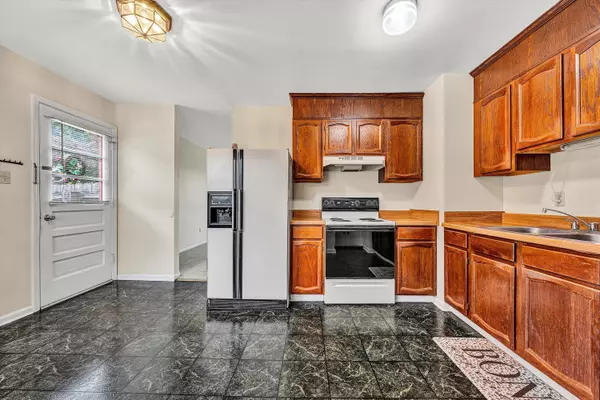 Vinton, VA 24179,1038 Lauderdale AVE