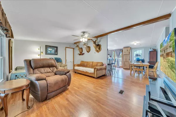 Moneta, VA 24121,5642 Altice RD