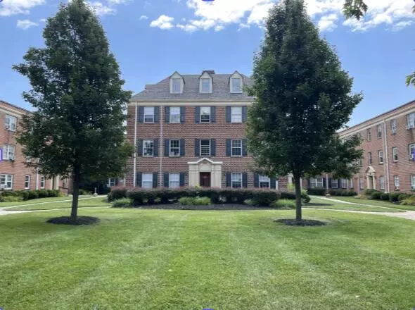 Roanoke, VA 24015,1732 Grandin RD Unit Apt 57