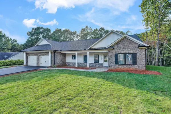 Moneta, VA 24121,1093 Jewel TRL