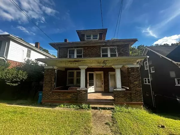 Roanoke, VA 24015,1410 Main ST