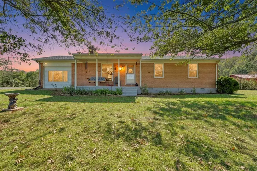 1209 Thomas Chapel LN, Bedford, VA 24523