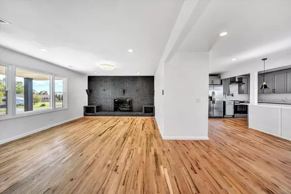 Christiansburg, VA 24073,2288 Mud Pike RD