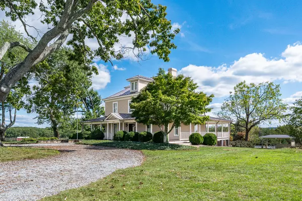 Huddleston, VA 24104,14431 Wyatts WAY