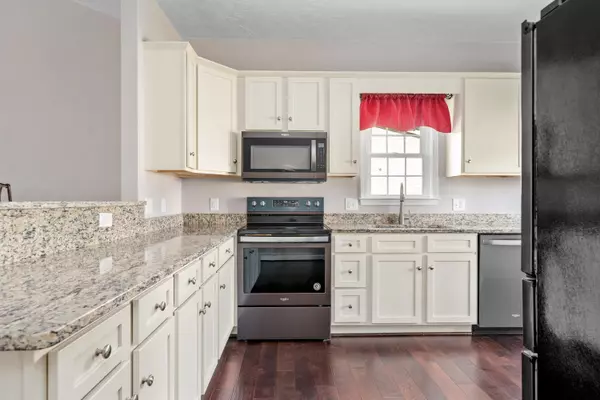 Roanoke, VA 24012,45 Brookfield CT