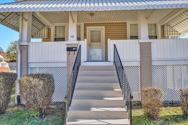 Vinton, VA 24179,410 N Blair ST