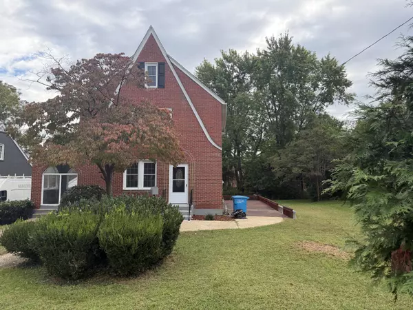 Roanoke, VA 24012,139 Lee AVE