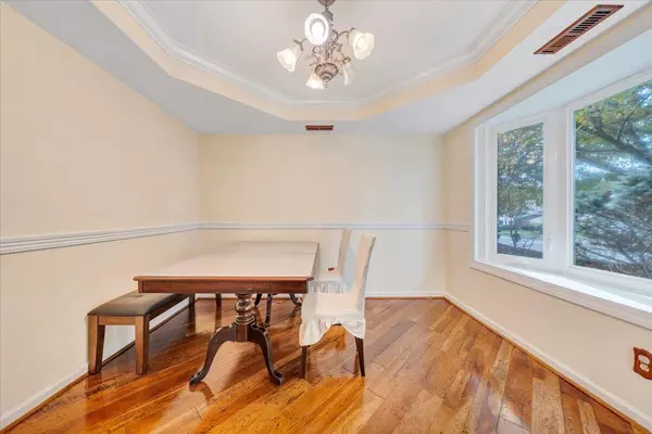 Roanoke, VA 24018,6106 Monet DR