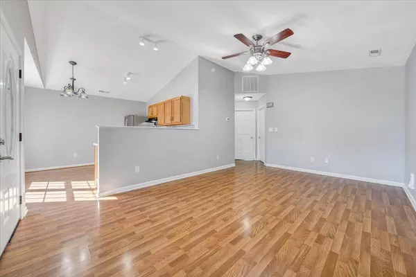 Roanoke, VA 24012,920 Pocahontas AVE