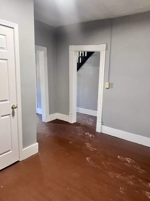 Roanoke, VA 24013,711 Stewart AVE