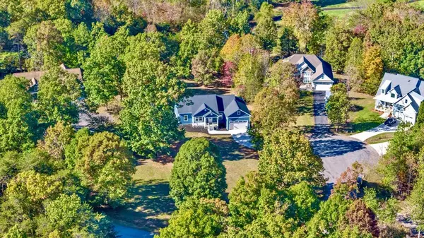 Huddleston, VA 24104,206 Spyglass LN