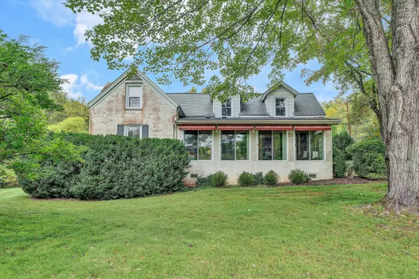 Salem, VA 24153,400 Walnut RD
