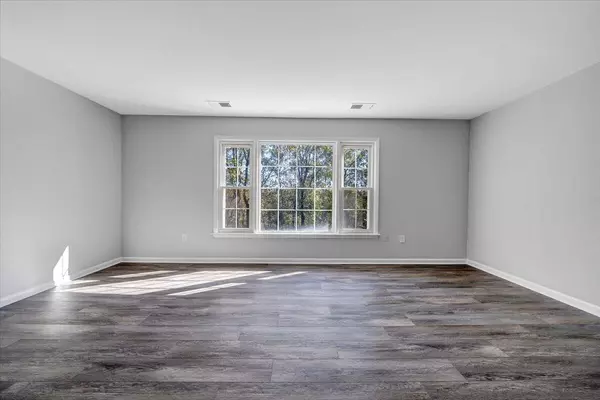 Vinton, VA 24179,111 Southampton DR