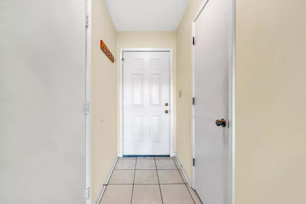 Moneta, VA 24121,80 Windlass Pointe DR #80