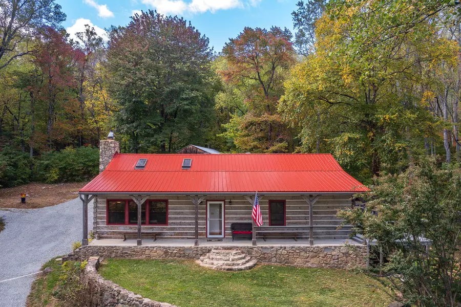 1795 Karnes RD, Bedford, VA 24523