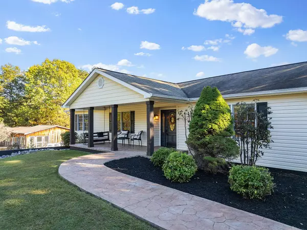 Huddleston, VA 24104,103 Craddock LN