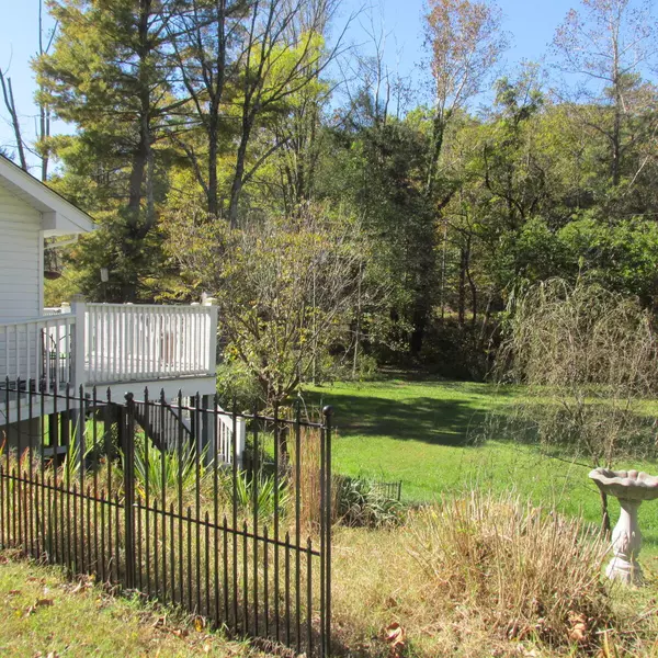 Salem, VA 24153,2824 Beldon DR